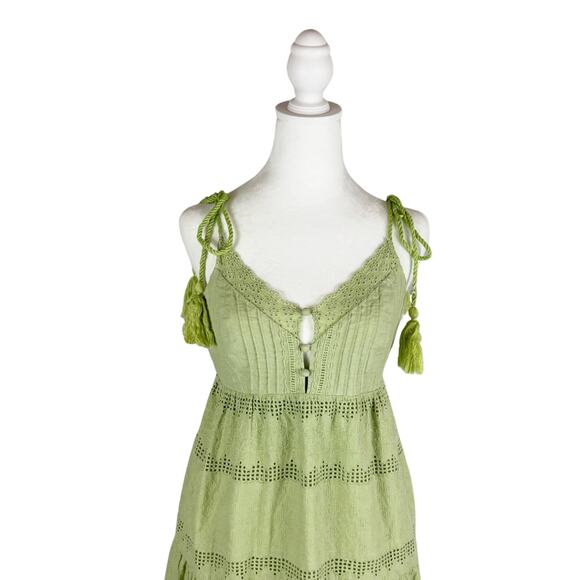 Emilia George Dress Medium - Picture 3 of 9